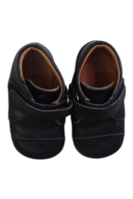 A Black Booties from Petit Nord in size 12-18M for boy. (Back View)