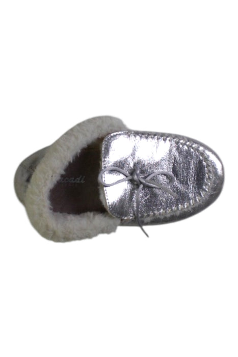A Silver Loafers & Moccasins from Jacadi in size 5T for neutral. (Front View)