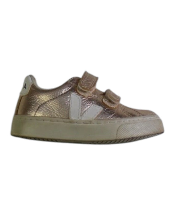 A Gold Sneakers from Veja in size 12-18M for girl. (Front View)