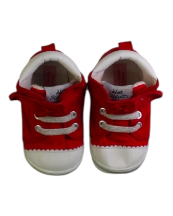 A Red Sneakers from Hot Biscuits Mikihouse in size 18-24M for girl. (Back View)