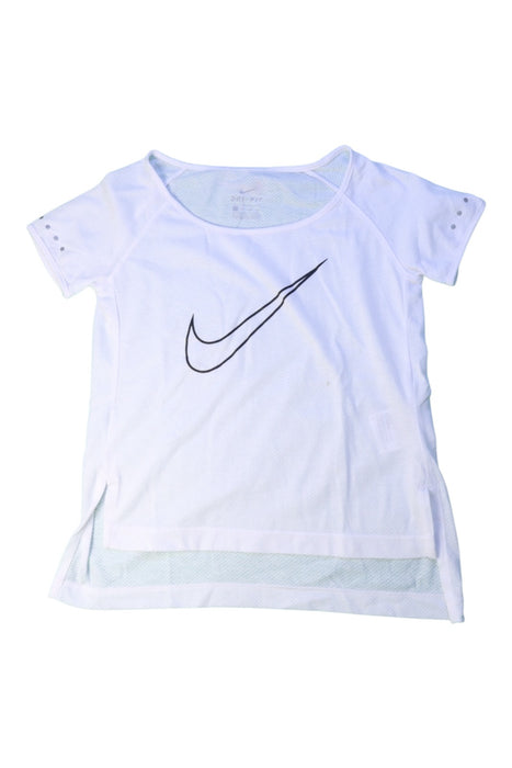A White Short Sleeve T Shirts from Nike in size 6T for girl. (Front View)