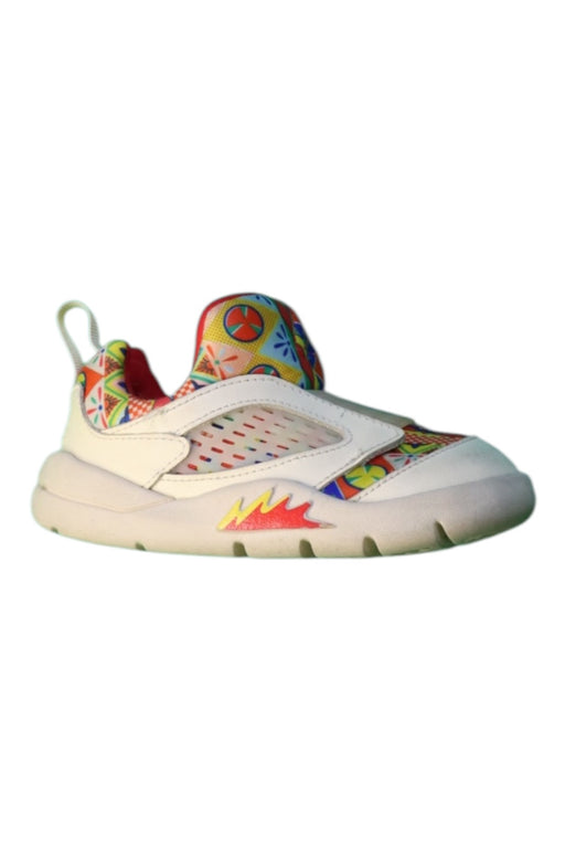 A Multicolour Sneakers from Air Jordan in size 18-24M for neutral. (Front View)