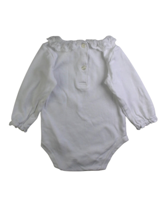 A White Long Sleeve Bodysuits from Bébé by Minihaha in size 6-12M for girl. (Back View)