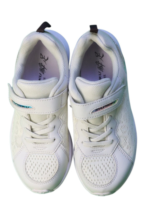 A White Sneakers from Syunsoku in size 10Y for girl. (Back View)