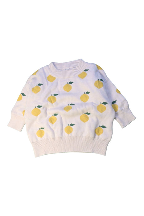 A White Crewneck Sweatshirts from Wilson & Frenchy in size 12-18M for girl. (Front View)