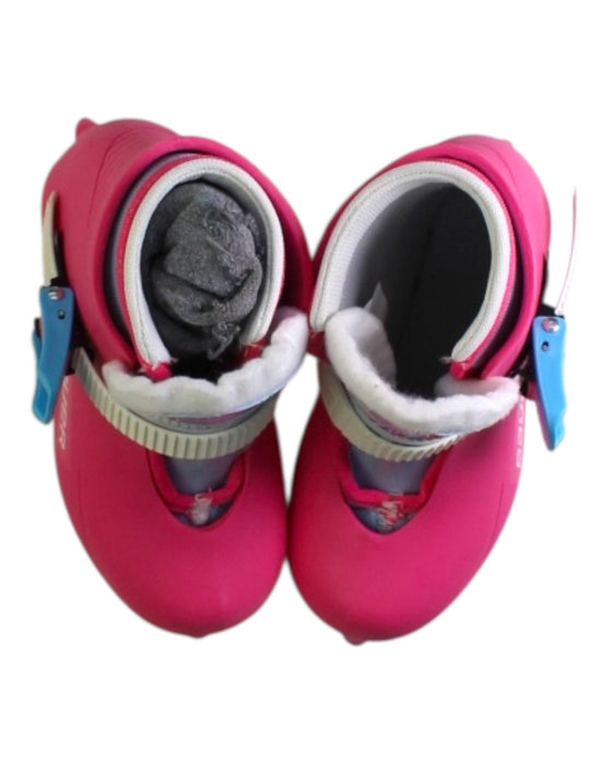 A Pink Winter Boots from Bauer in size 8Y for girl. (Back View)