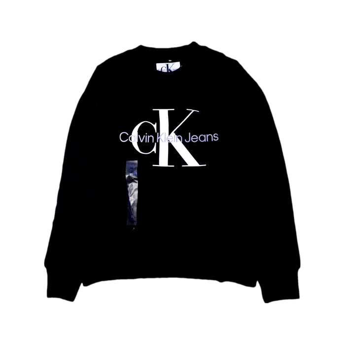 A Black Crewneck Sweatshirts from Calvin Klein in size 14Y for neutral. (Front View)