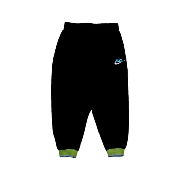 A Black Sweatpants from Nike in size 6T for boy. (Front View)