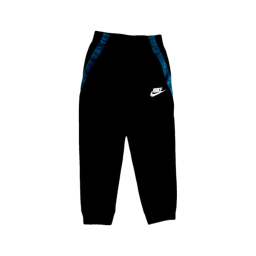 A Black Active Pants from Nike in size 5T for boy. (Front View)