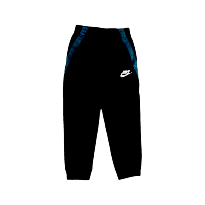 A Black Active Pants from Nike in size 5T for boy. (Front View)