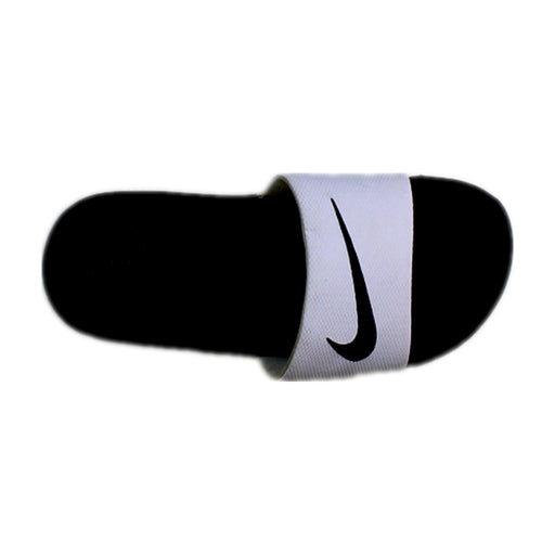A Black Slippers from Nike in size 7Y for boy. (Front View)