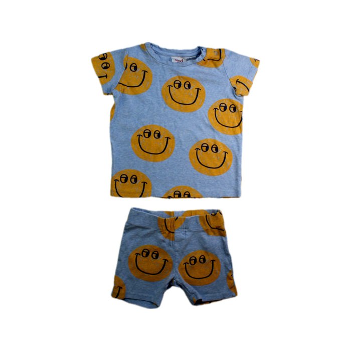 A Blue Shorts Sets from Seed in size 2T for boy. (Front View)
