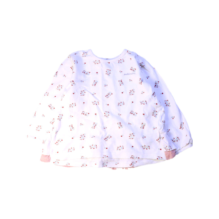A White Long Sleeve Tops from Petit Main in size 4T for girl. (Front View)
