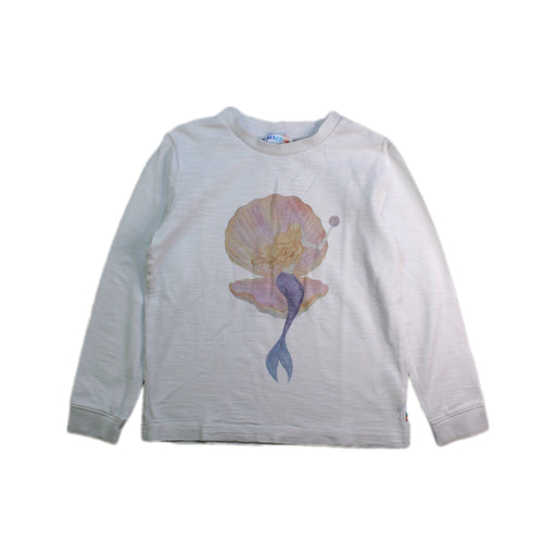 A White Long Sleeve T Shirts from Jared.M in size 3T for girl. (Front View)