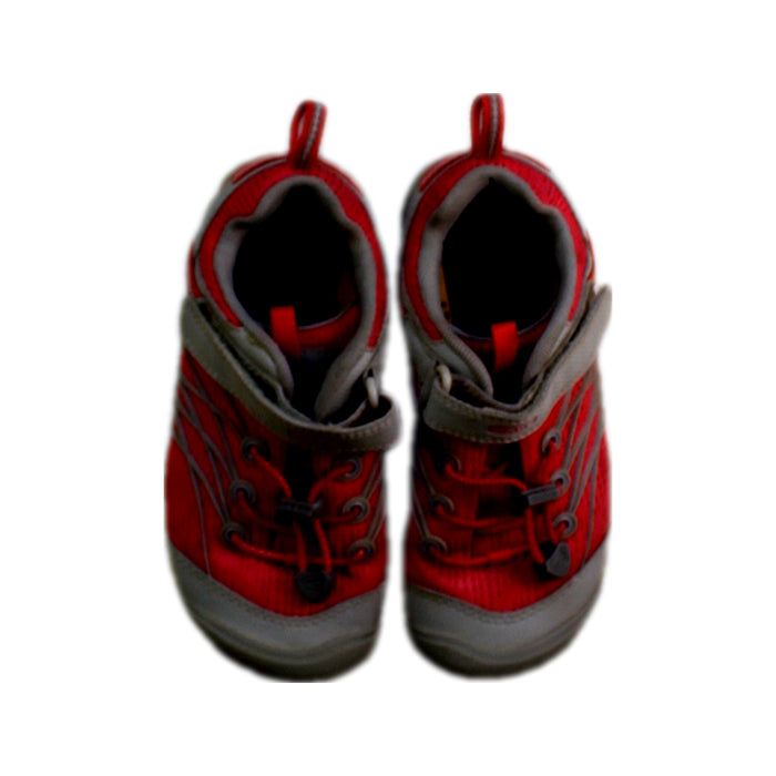 A Red Sneakers from Keen in size 6T for girl. (Back View)