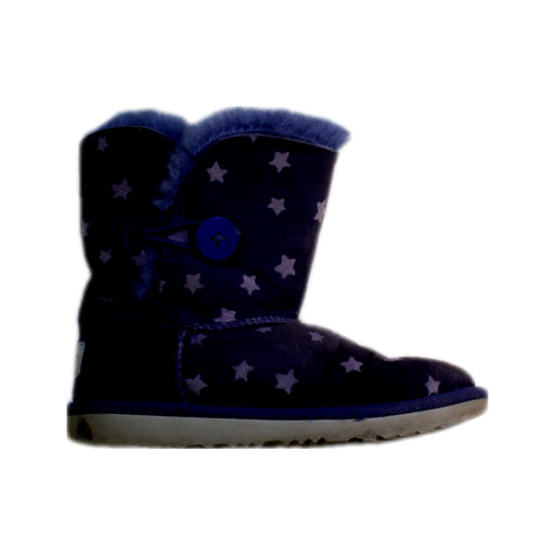 A Purple Booties from UGG in size 6T for girl. (Front View)