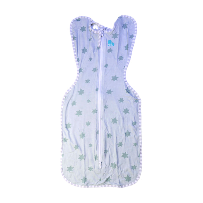 A Green Swaddles from Love To Dream in size 0-3M for neutral. (Front View)