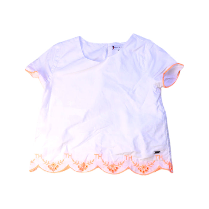 A White Short Sleeve Tops from Tommy Hilfiger in size 4T for girl. (Front View)
