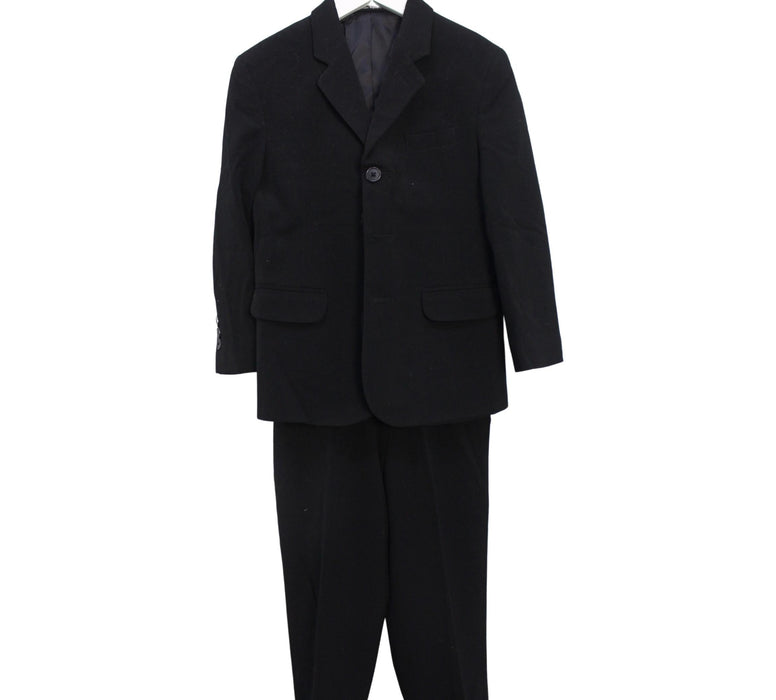 A Black Suits from Calvin Klein in size 6T for boy. (Front View)