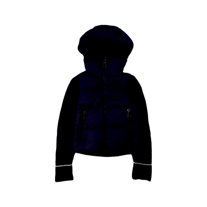 A Navy Puffer/Quilted Jackets from Moncler in size 6T for boy. (Front View)