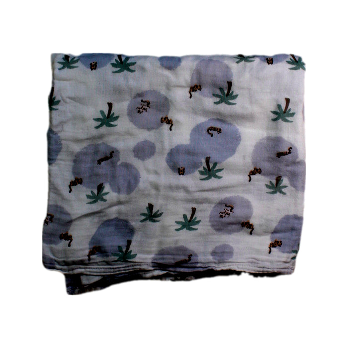 A White Blankets from Nest Designs in size Newborn for boy. (Back View)