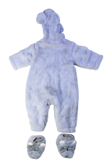 A Grey Onesies from Chickeeduck in size 6-12M for boy. (Back View)