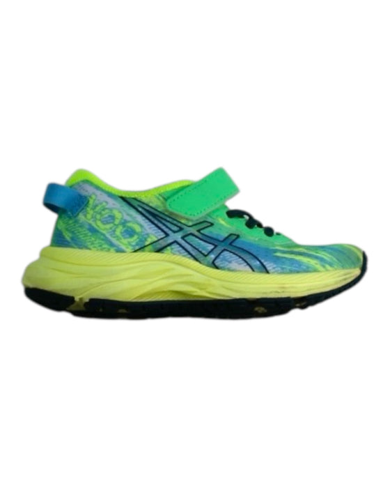 A Green Sneakers from ASICS in size 4T for neutral. (Front View)