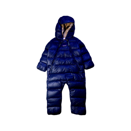 A Navy Snowsuits from Patagonia in size 6-12M for boy. (Front View)