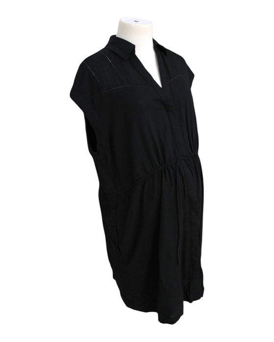 A Black Sleeveless Dresses from Bae in size Maternity-S for maternity. (Front View)