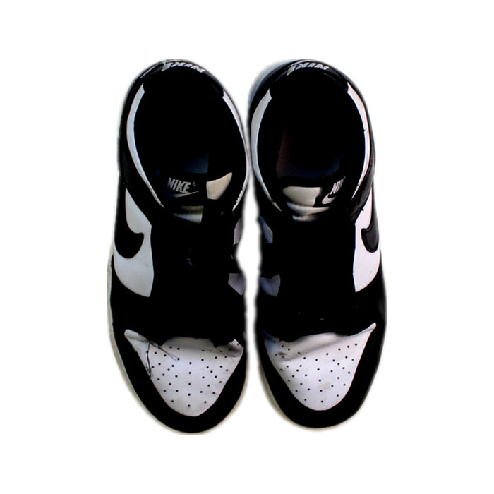 A Black Sneakers from Nike in size 12Y for neutral. (Back View)