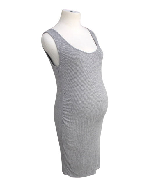 A Grey Sleeveless Dresses from Pink Blush in size Maternity-XS for maternity. (Front View)