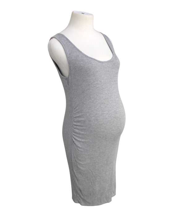 A Grey Sleeveless Dresses from Pink Blush in size Maternity-XS for maternity. (Front View)