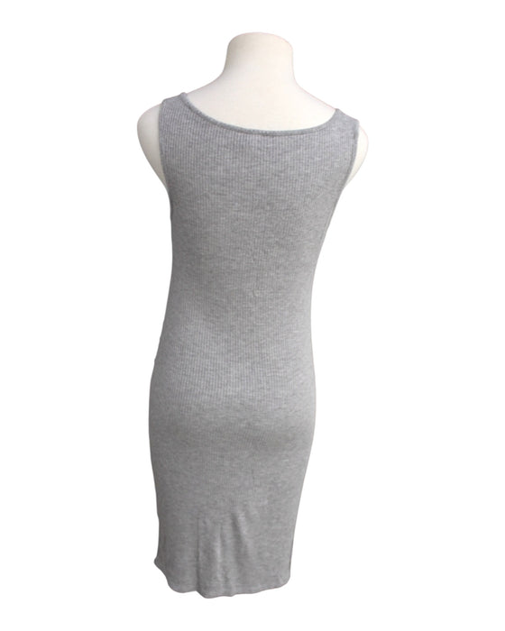 A Grey Sleeveless Dresses from Pink Blush in size Maternity-XS for maternity. (Back View)