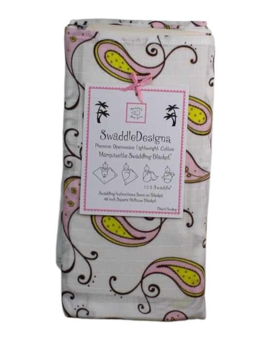 A Pink Swaddles from Swaddle Designs in size Newborn for neutral. (Front View)