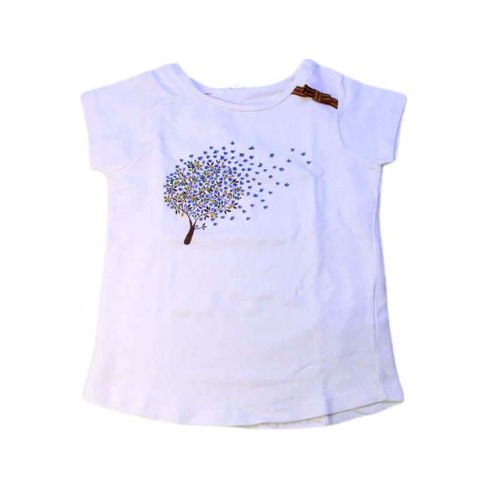 A White Short Sleeve Tops from Jacadi in size 6T for girl. (Front View)