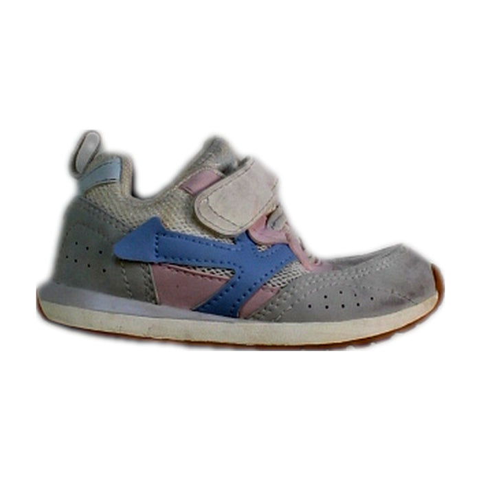 A Grey Sneakers from Dr. Kong in size 18-24M for girl. (Front View)