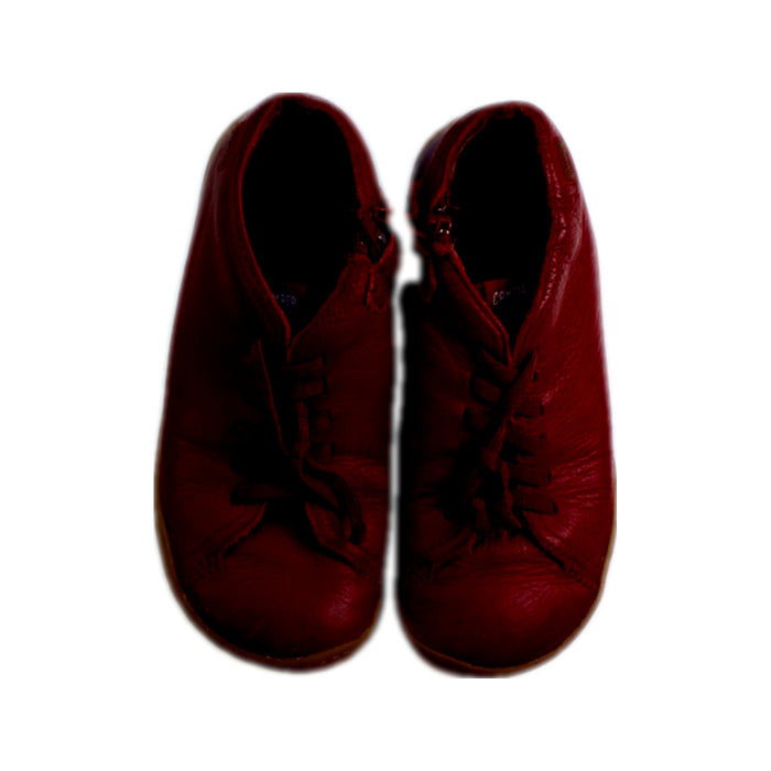 A Burgundy Sneakers from Camper in size 6T for boy. (Back View)