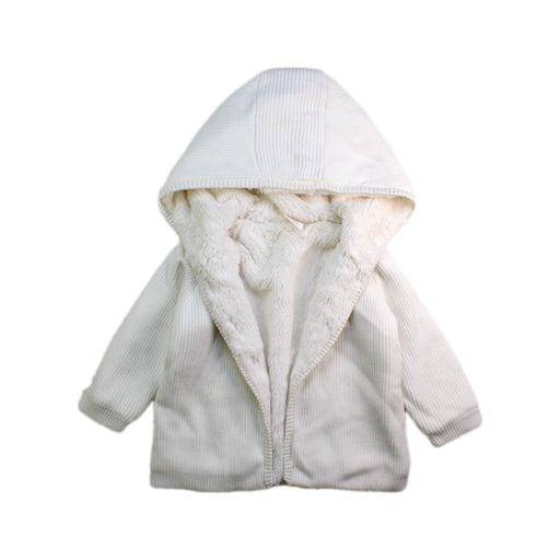 A White Puffer/Quilted Coats & Outerwear from Seed in size 6-12M for neutral. (Front View)