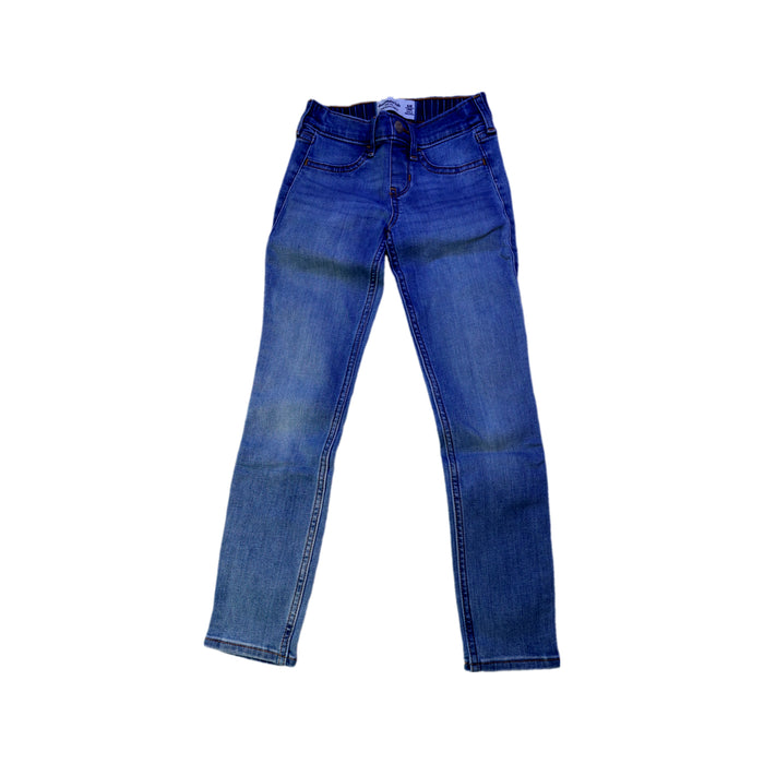 A Blue Jeans from Abercrombie & Fitch in size 5T for girl. (Front View)