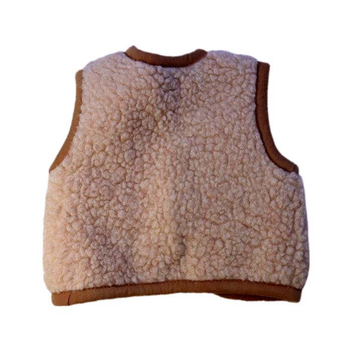 A Beige Outerwear Vests from Alwero in size 2T for neutral. (Back View)