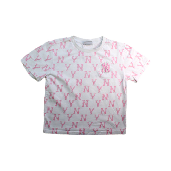 A White Short Sleeve T Shirts from MLB in size 9Y for girl. (Front View)