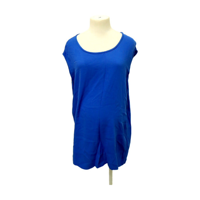 A Blue Sleeveless Dresses from Ripe in size Maternity-S for maternity. (Front View)