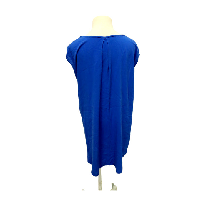 A Blue Sleeveless Dresses from Ripe in size Maternity-S for maternity. (Back View)