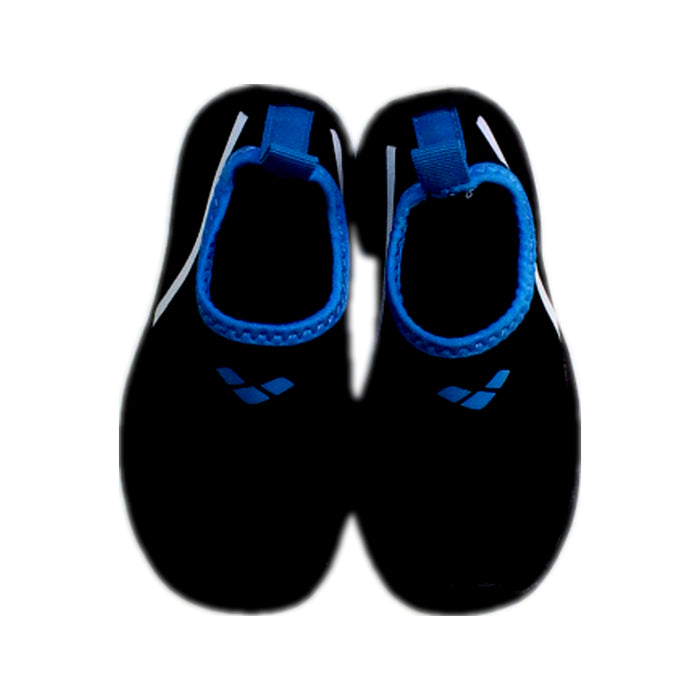 A Black Aqua Shoes from Arena in size 4T for boy. (Back View)