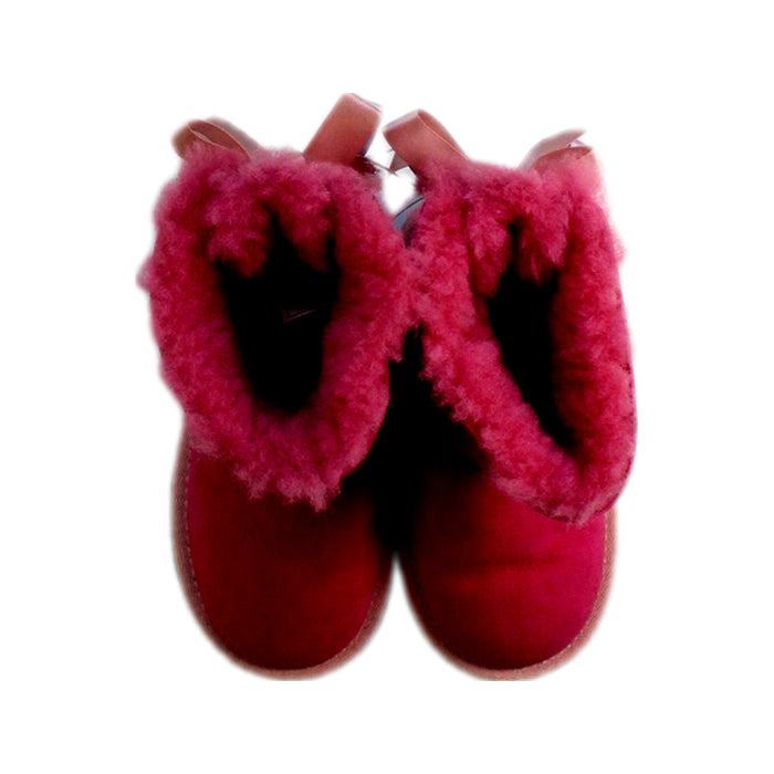 A Pink Booties from UGG in size 4T for girl. (Back View)