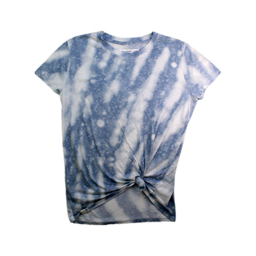 A Blue Short Sleeve T Shirts from Abercrombie & Fitch in size 11Y for girl. (Front View)