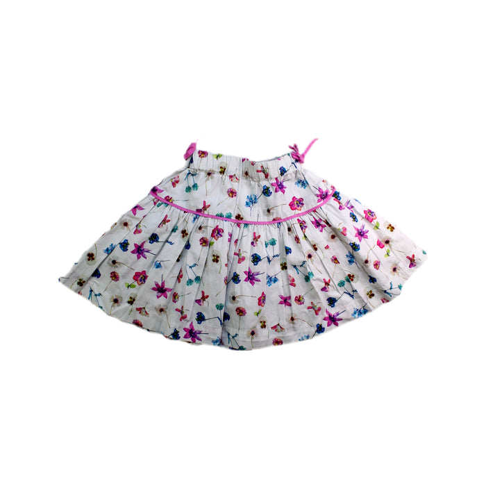 A White Short Skirts from Il Gufo in size 4T for girl. (Back View)