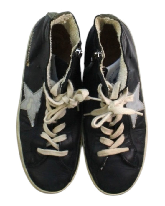 A Navy Sneakers from Golden Goose in size 7Y for neutral. (Back View)