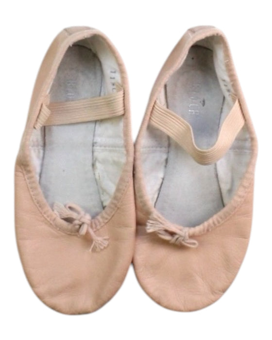 A Peach Flats from Bloch in size 5T for girl. (Back View)