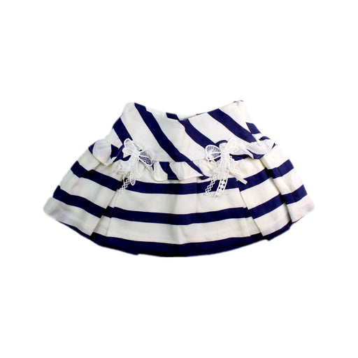 A White Short Skirts from Nicholas & Bears in size 2T for girl. (Front View)